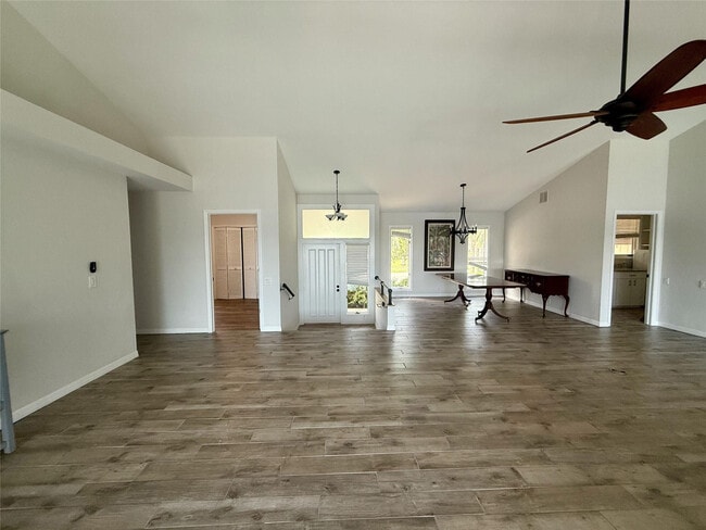 75 N Barfield Dr in Marco Island, FL - Building Photo - Building Photo