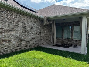 4929 Blackburn Ln in Arcola, TX - Building Photo - Building Photo