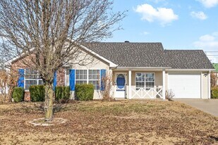 1265 Silver Star Dr in Clarksville, TN - Building Photo