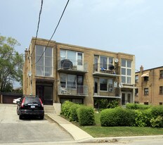 20 Meadowbrook Rd Apartments