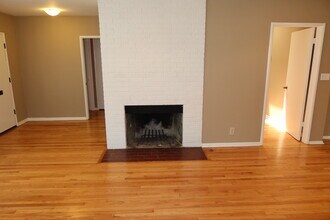 2821 Tilden Ave in Los Angeles, CA - Building Photo - Building Photo