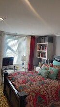 1134 Alta Loma Rd, Unit 103 in West Hollywood, CA - Building Photo - Building Photo