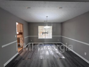 6665 Setter Dr in Riverdale, GA - Building Photo - Building Photo