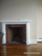 1682 Commonwealth Ave in Boston, MA - Building Photo - Building Photo
