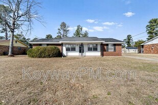 3645 Westwood Dr in Martinez, GA - Building Photo
