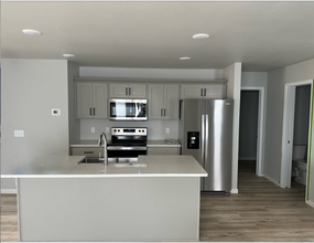 119 Marshall Lp in Bismarck, ND - Building Photo - Building Photo