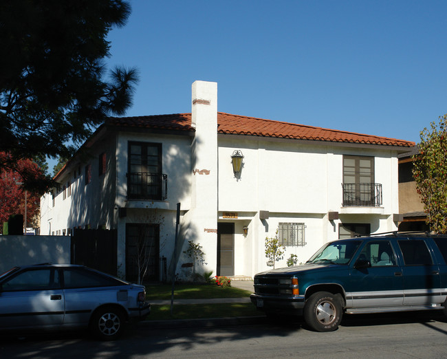 3571 Howard Ave in Los Alamitos, CA - Foto de edificio - Building Photo