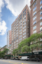 8 E 96th St in New York, NY - Building Photo - Building Photo