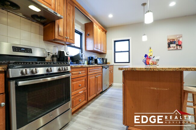 property at 10 Glenville Ave