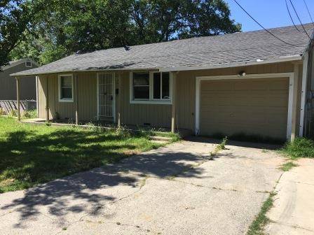 2324 Edison Ave in Sacramento, CA - Building Photo - Building Photo