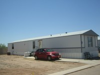 Las Casitas Mobile Home Park in Casa Grande, AZ - Foto de edificio - Building Photo