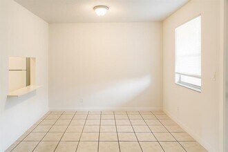 1151 NE 17th Ct in Fort Lauderdale, FL - Building Photo - Building Photo