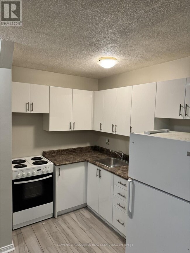 45 King Ave E in Clarington, ON - Building Photo - Building Photo