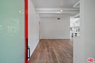 1300 Bienveneda Ave in Los Angeles, CA - Building Photo - Building Photo