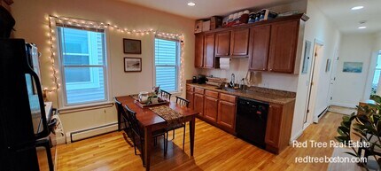 143 Hillside St, Unit 2 in Boston, MA - Building Photo - Building Photo