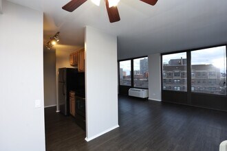 4334 N Hazel St in Chicago, IL - Building Photo - Building Photo