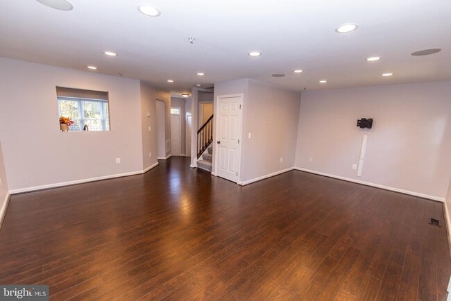 614 Tuckahoe Creek Ct in Annapolis, MD - Foto de edificio - Building Photo