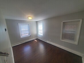 620 Dudley St, Unit 4 in Boston, MA - Foto de edificio - Building Photo