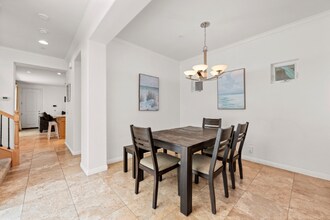 432 S Cleveland St in Oceanside, CA - Building Photo - Building Photo