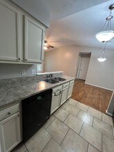 543 Aspen Glen Dr-Unit -Aspen Glen Drive 543 in Cincinnati, OH - Building Photo - Building Photo