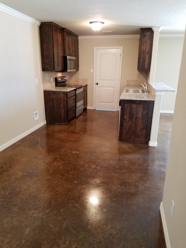 127 Crossfire Ct in Weatherford, TX - Foto de edificio - Building Photo