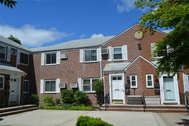 property at 74-47-74260 260th St