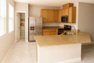 7829 Tarberts Cottage St in Las Vegas, NV - Building Photo - Building Photo