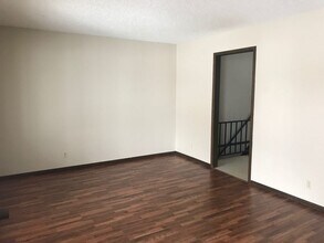 2705 28th St in Great Bend, KS - Building Photo - Building Photo