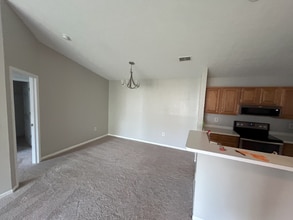 6680 Wareham Ct in Dayton, OH - Building Photo - Building Photo