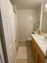 902 Camino Real, Unit #208 in Redondo Beach, CA - Foto de edificio - Building Photo