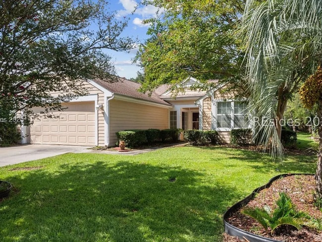 property at 23 Devant Dr E