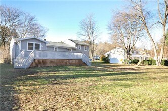 44 Simsbury Manor Dr in Simsbury, CT - Building Photo - Building Photo
