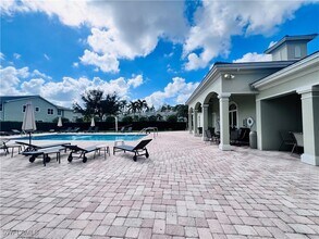 1435 Mariposa Cir in Naples, FL - Building Photo - Building Photo