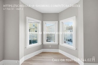 47 Fox St in Worcester, MA - Foto de edificio - Building Photo