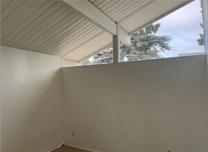 1081 Wass St in Tustin, CA - Building Photo - Building Photo