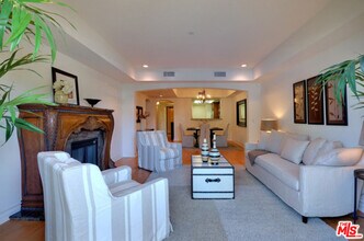 1530 Centinela Ave in Los Angeles, CA - Building Photo - Building Photo