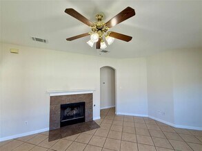 702 Estancia Way in Leander, TX - Building Photo - Building Photo