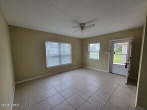 1017 Iowa Ave in Lynn Haven, FL - Building Photo - Building Photo