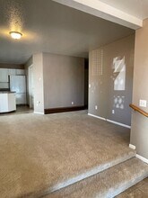 8821 Hamlet Cir in Anchorage, AK - Building Photo - Building Photo