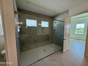 2005 Divot Dr in Daytona Beach, FL - Building Photo - Building Photo