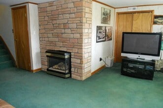 19 Berglund Ave in Staten Island, NY - Building Photo - Building Photo