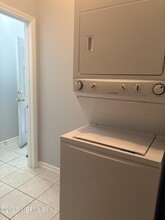 7057 Snowy Canyon Dr in Jacksonville, FL - Building Photo - Building Photo