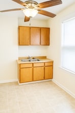 748 Smith Ave S in St. Paul, MN - Building Photo - Building Photo