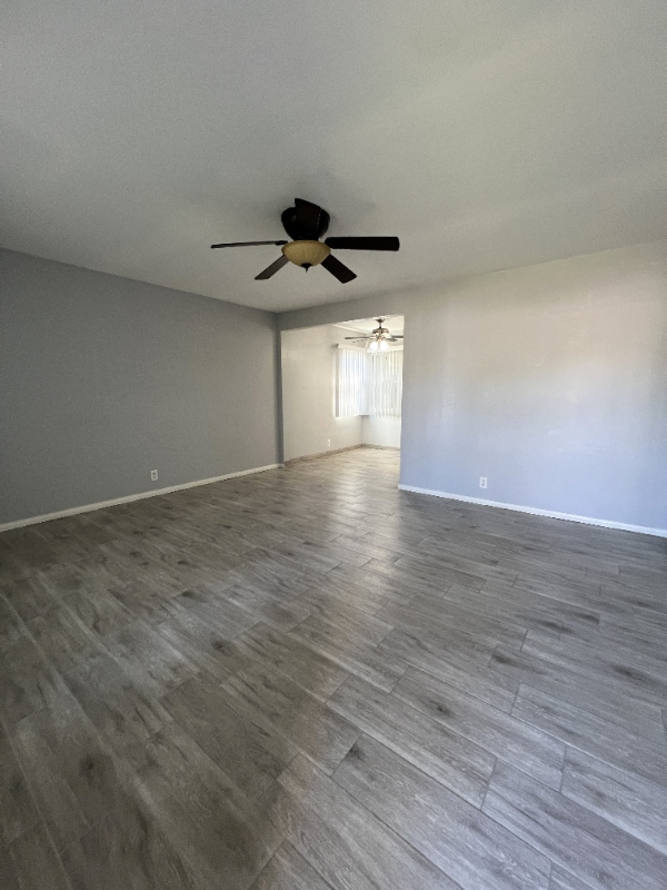 1122 E Santa Fe Ave in Fullerton, CA - Foto de edificio - Building Photo