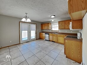 1131 S Brown Ave in Springfield, MO - Building Photo - Building Photo