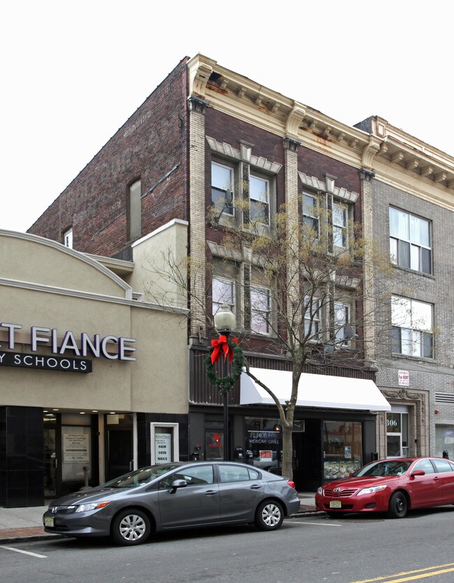 308 State St