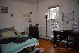 129 Saint Alphonsus St, Unit 2 in Boston, MA - Building Photo - Building Photo