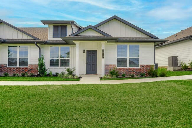 property at 1136 Trellis Pass