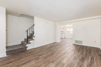 Kingston Townhomes in Baltimore, MD - Building Photo - Interior Photo