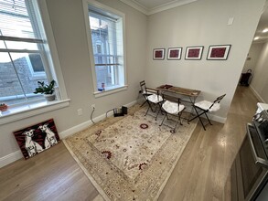 42 Englewood Ave, Unit 1 in Boston, MA - Foto de edificio - Building Photo